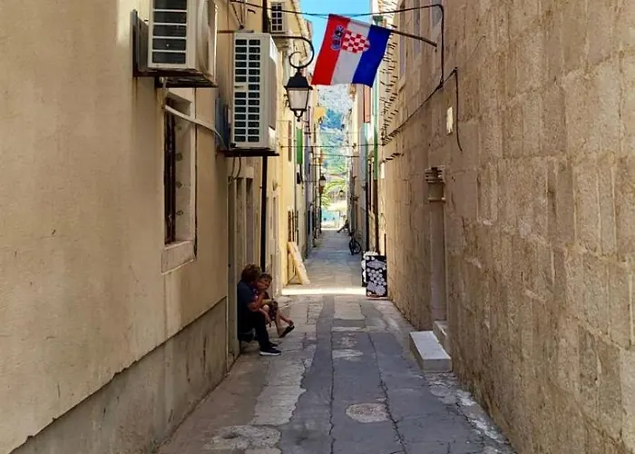 Lp Croatia *